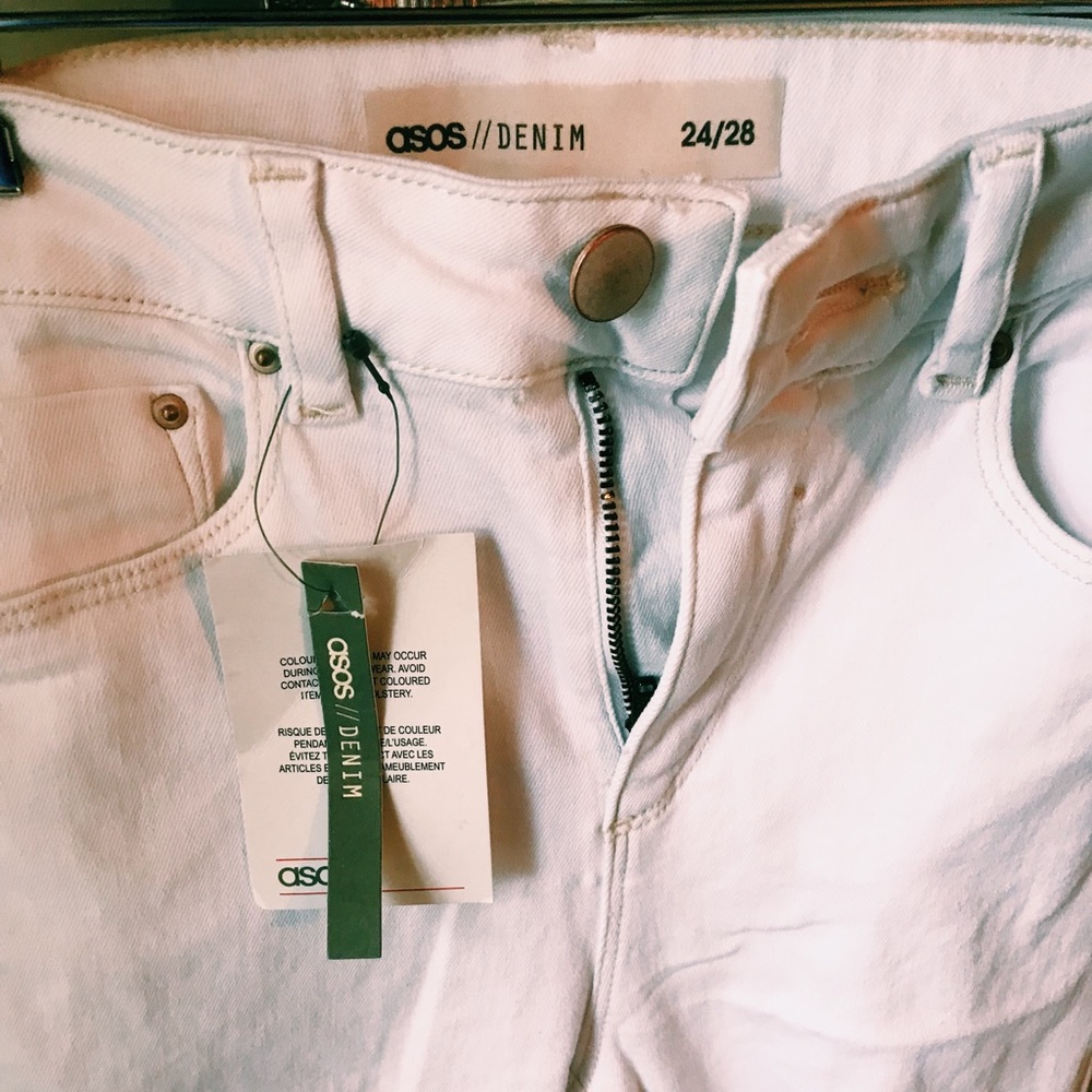 WHITE RIPPED JEANS - Picture 2 of 2